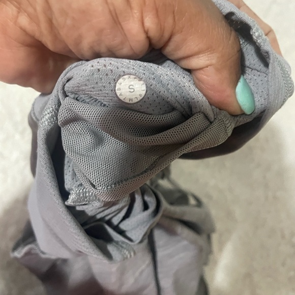 Lululemon Gray men’s Shorts - Picture 2 of 12